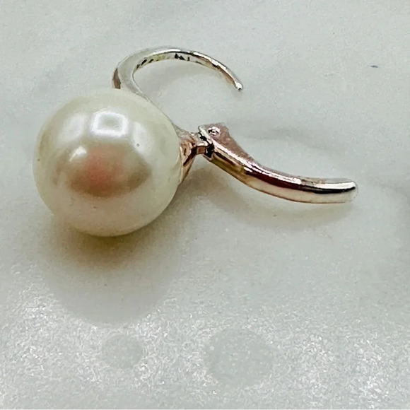 Lot of 3 New Pierced Earrings Ralph Lauren Pearl Drop Francescas The Lim… - Picture 6 of 14